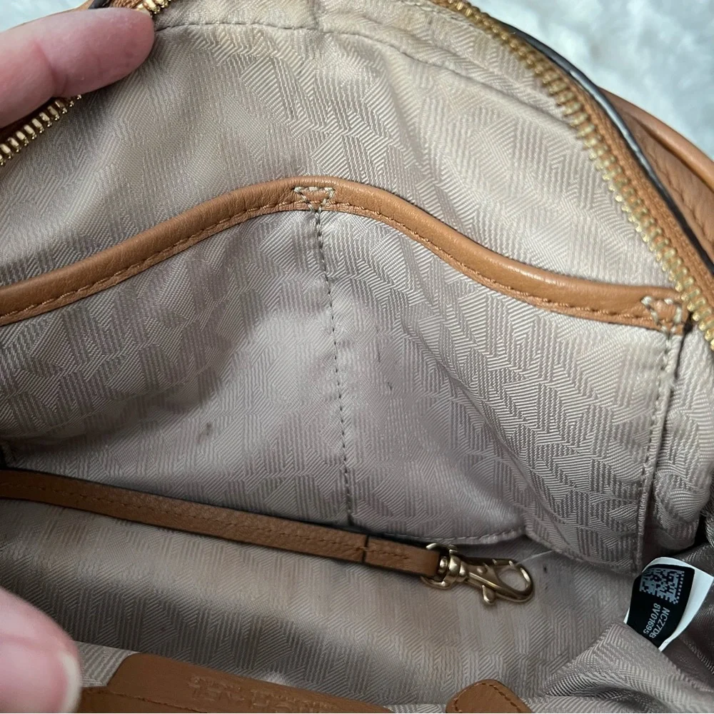 MICHAEL KORS Luka Small Satchel in Acorn Brown with top handle and crossbody